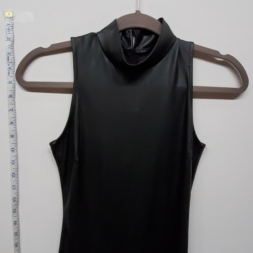 Sexy Bodycon black dress faux leather